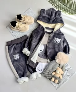 سه تیکه مخملی پیشی🐱